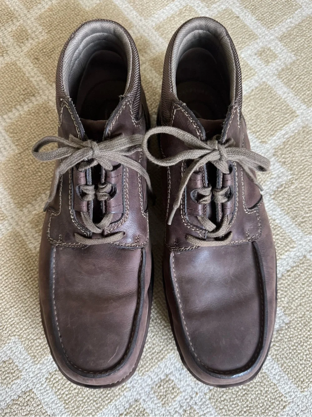Clarks Leather Chukka Boots Moc Toe Comfort Shoes Travel Brown Size 13